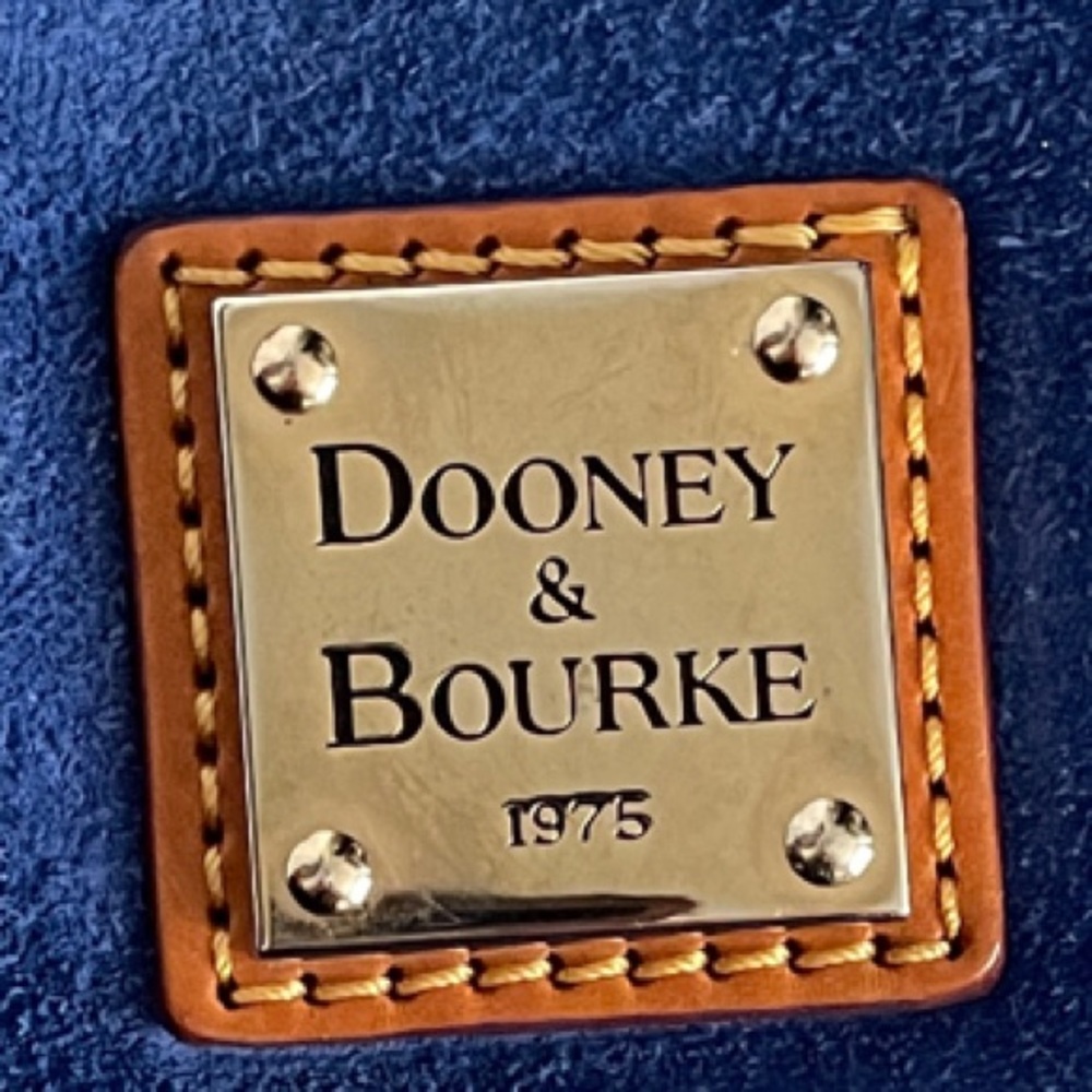 Dooney & Bourke Navy and Tan Shoulder Bag - Picture 12 of 13